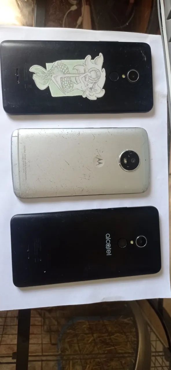 Lote com 5 Celulares Sucata - Para Retirada de Peças / Defeito - Foto 3