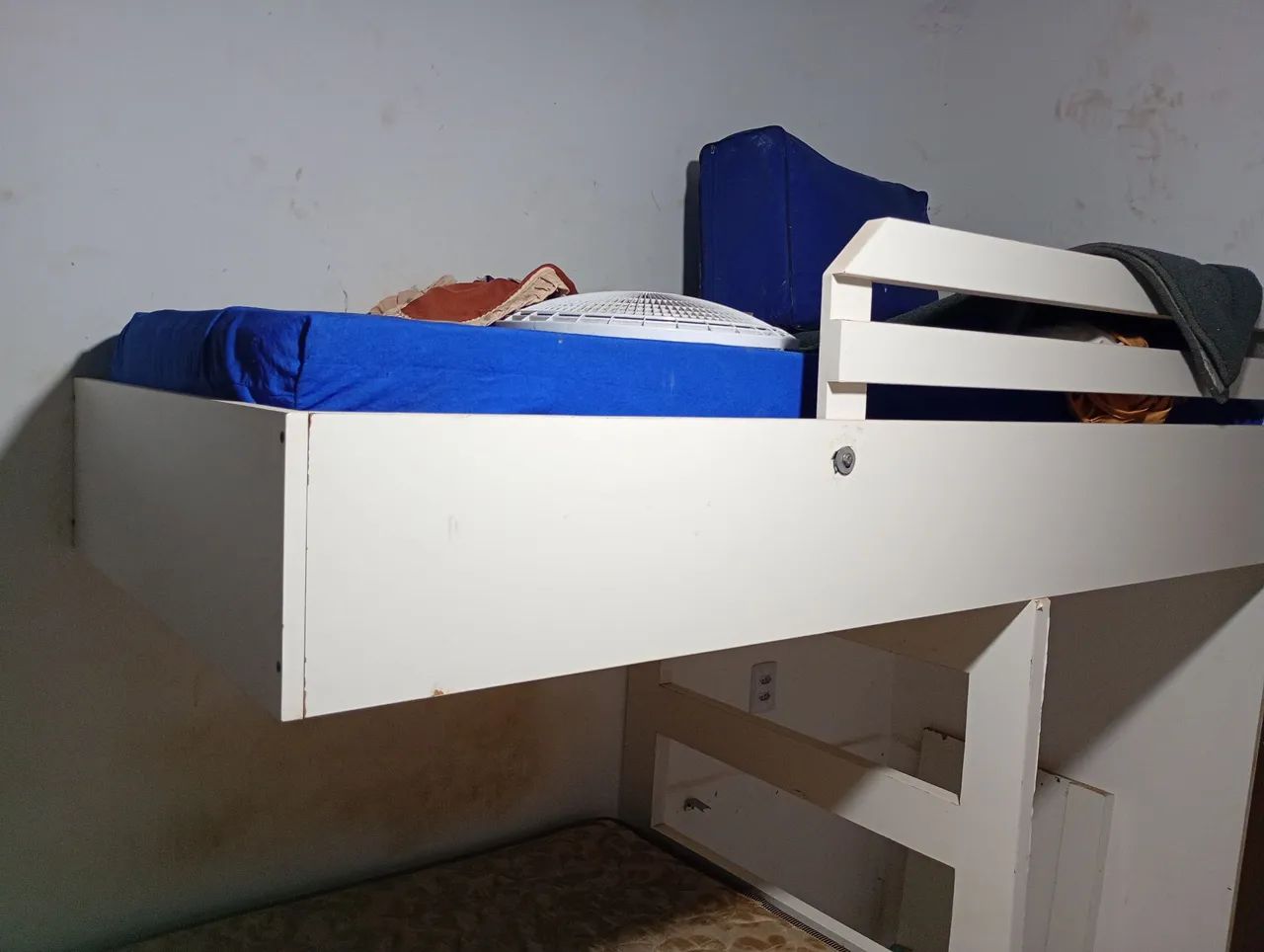 Vendo beliche planejada em MDF com 3 gavetas. - Foto 3