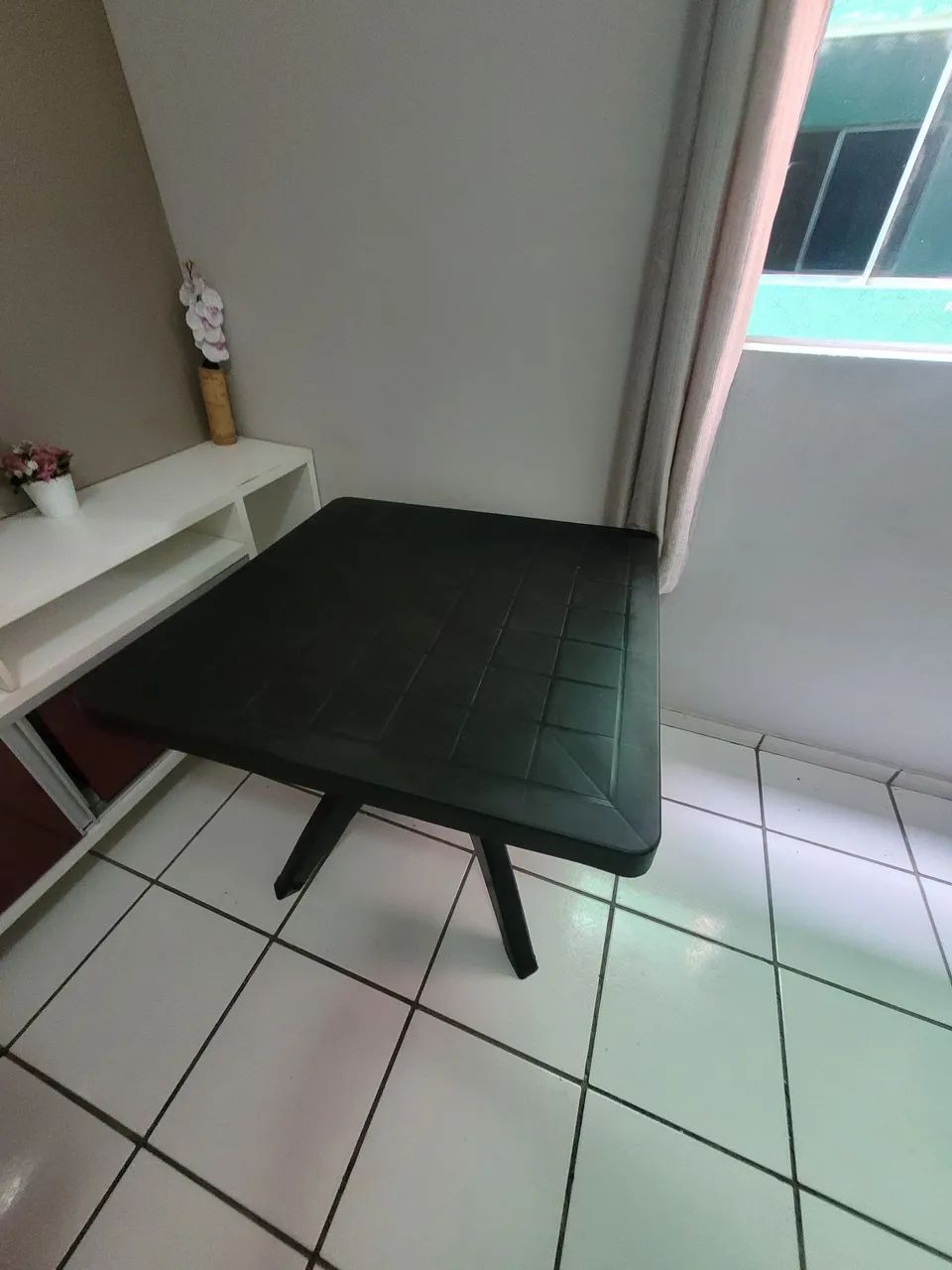 Mesa plástico 0.80 x 0.80 quadrada 