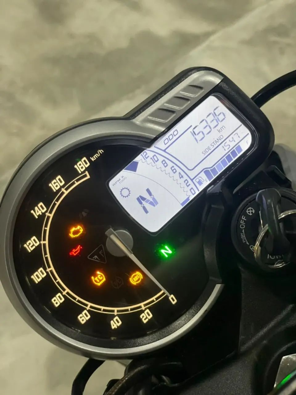 Triumph Speed 400 2025  - Foto 5