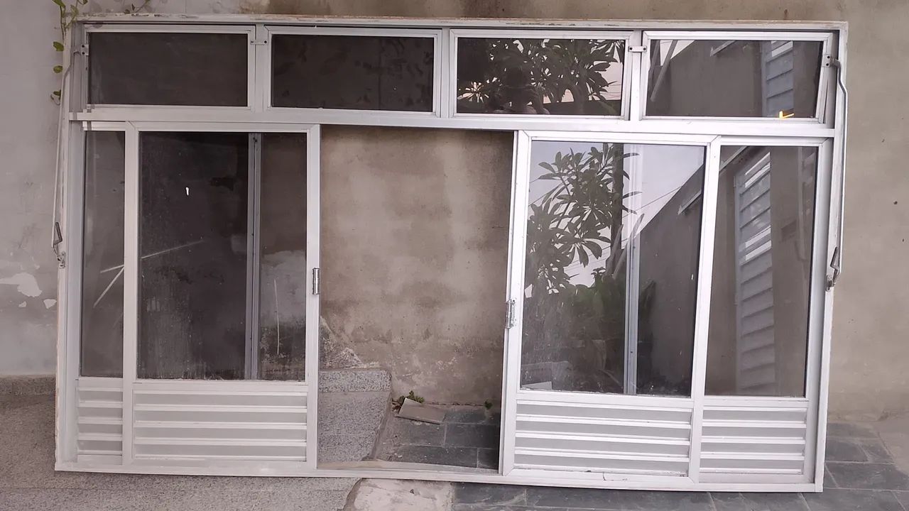 Janelão mais basculante 