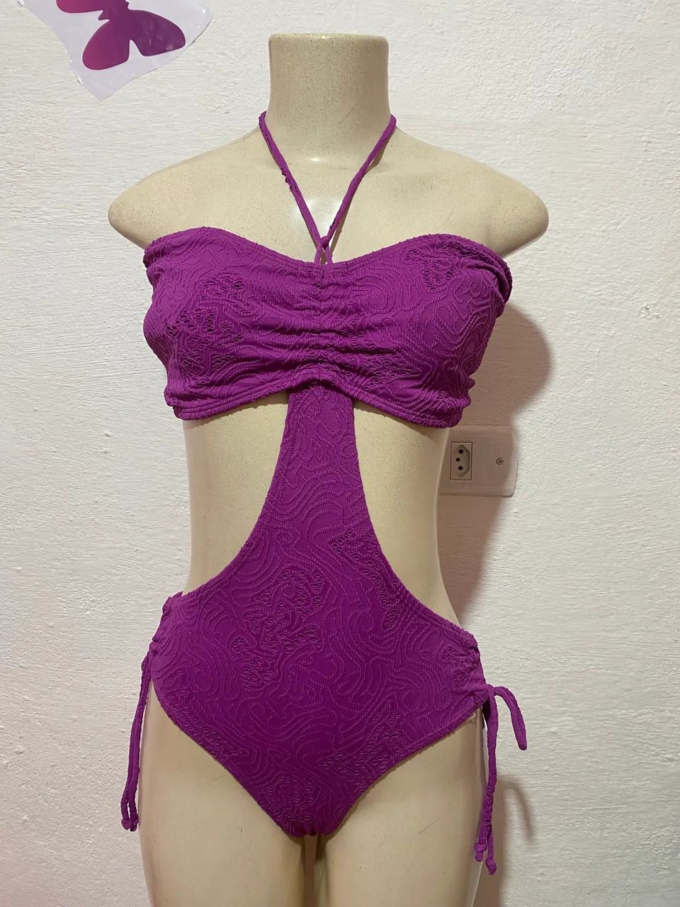Maiô rosa super moderno 