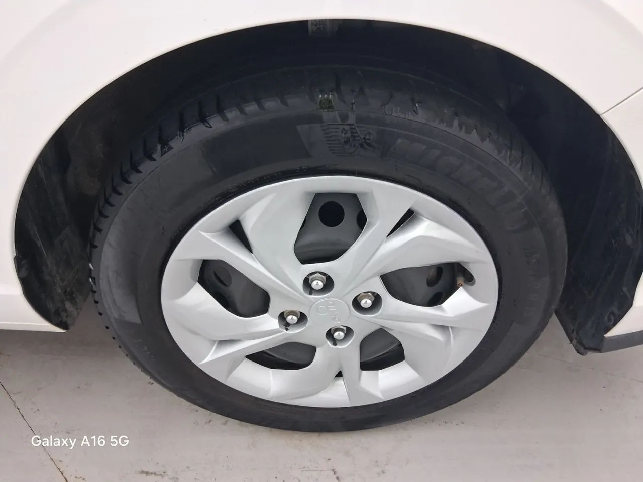 Hyundai HB20 Comfort Plus 1.0 Flex 12V Mec., foto 13 de 18