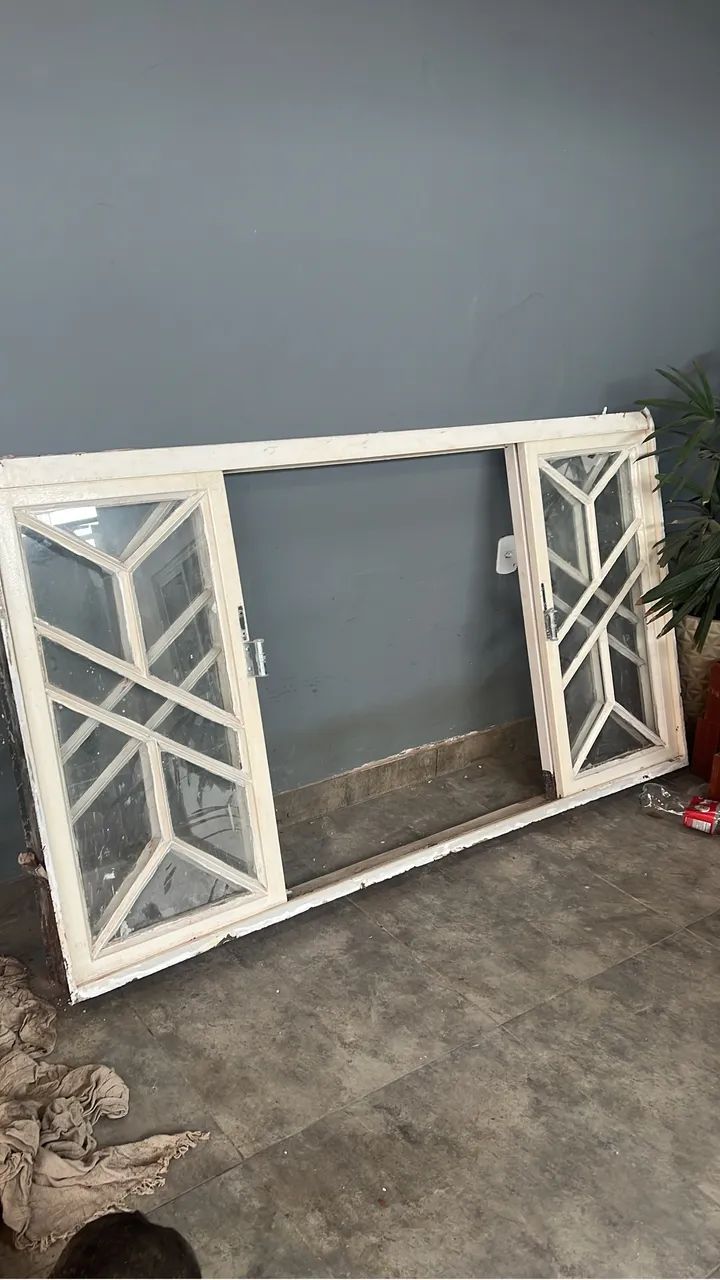 Iron Window65153845197699120