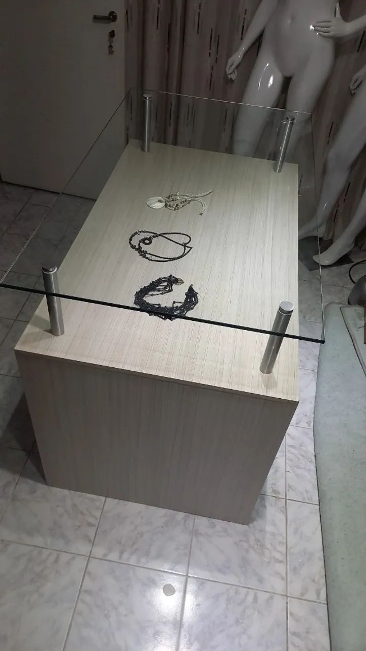 Balcão MDF reforçado + tampão e vidro para loja ou salão de beleza - Foto 2