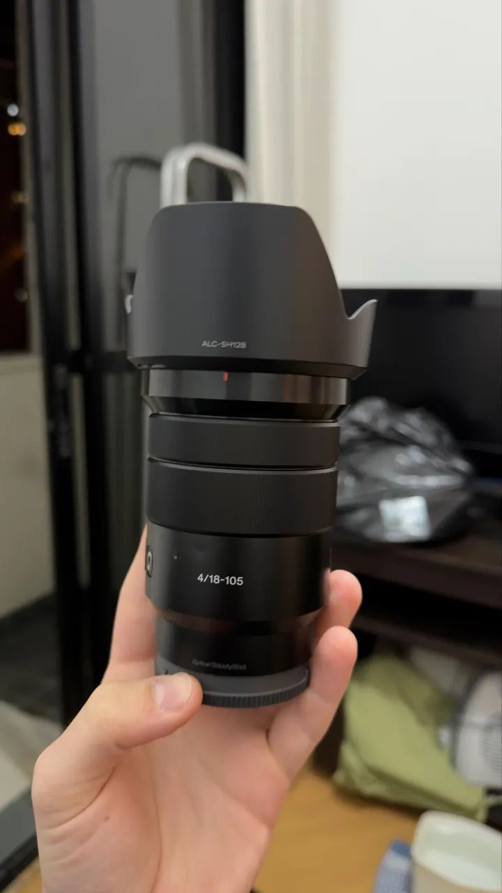 Lente Sony 18-105 f4 G OSS - Foto 2