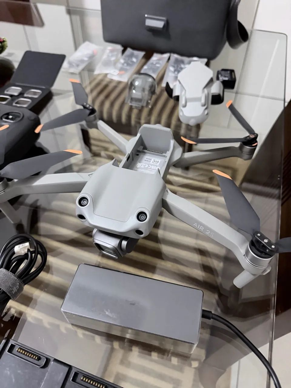 DRONE DJI AIR 2S COMBO + RC PRO - IMPECÁVEL  - Foto 3