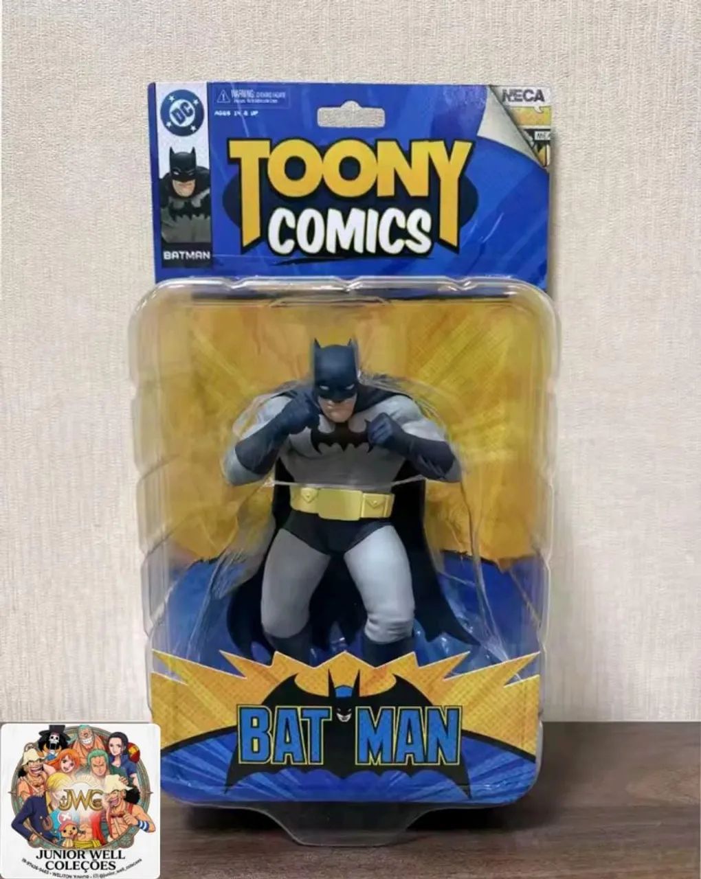 Figura de ação do Batman da série 2 da linha Toony Classics da DC Comics da NECA - Foto 2
