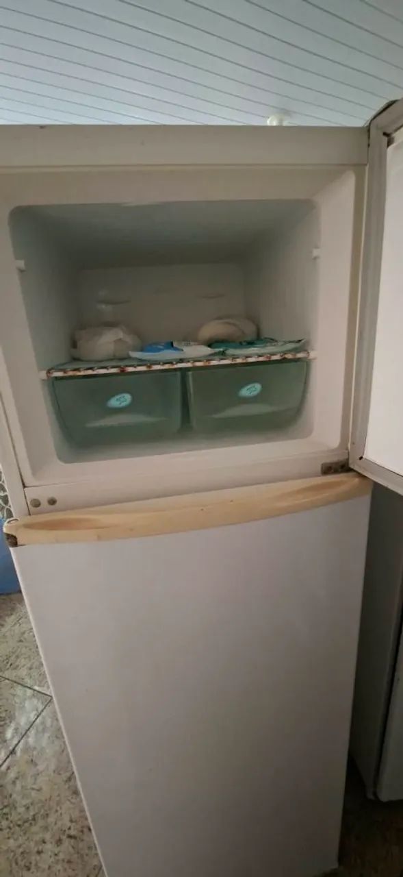 Geladeira Electrolux DC360 - Foto 4