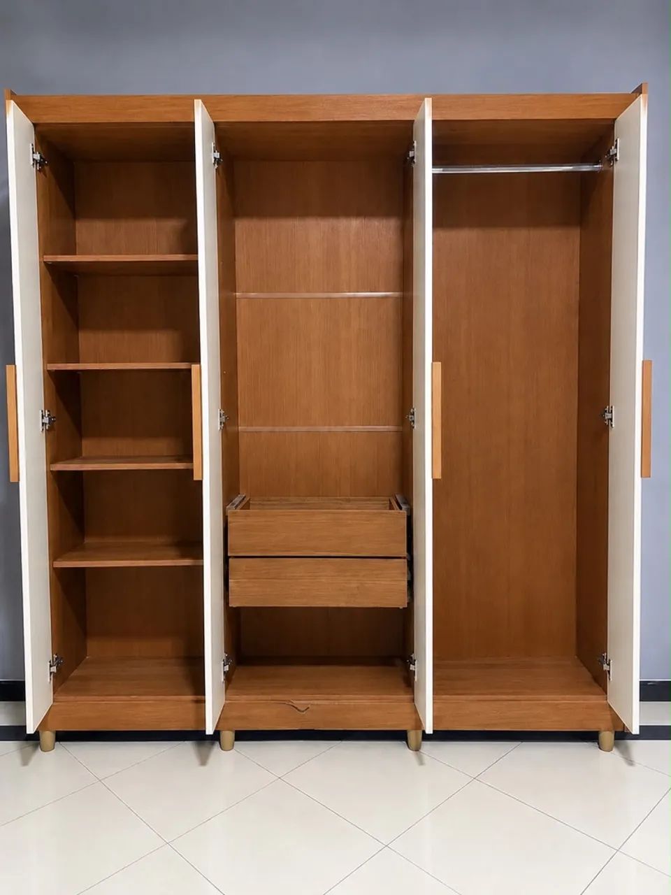 Guarda roupa PRA VENDER RÁPIDO  - Foto 4