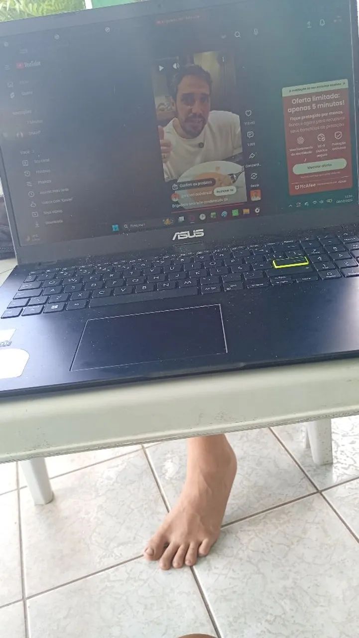 Pra vender ligeiro notebook novo 