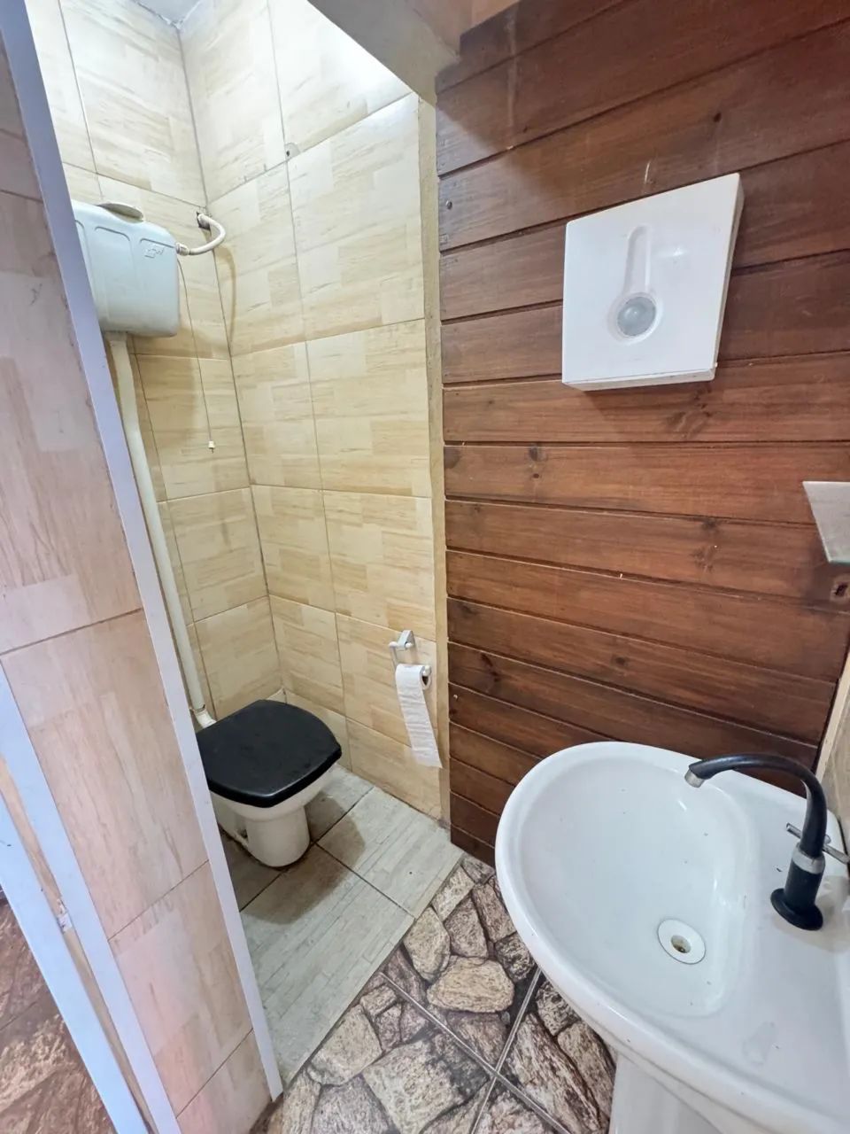 Sala Comercial  para locação- Portinho - Foto 4