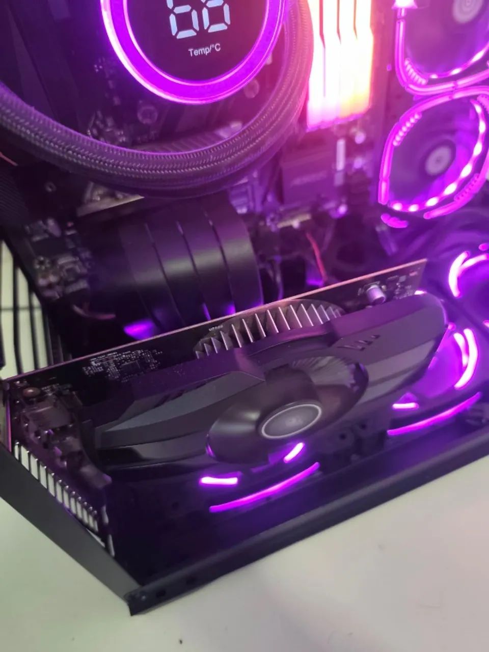 Placa de vídeo Rx 550 4GB Asus  - Foto 3