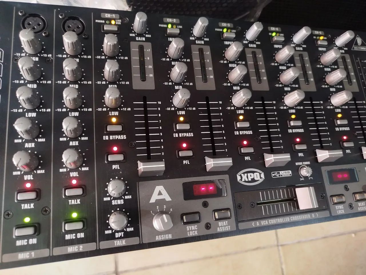 Behringer Pro Mixer VMX 1000 USB - Foto 4