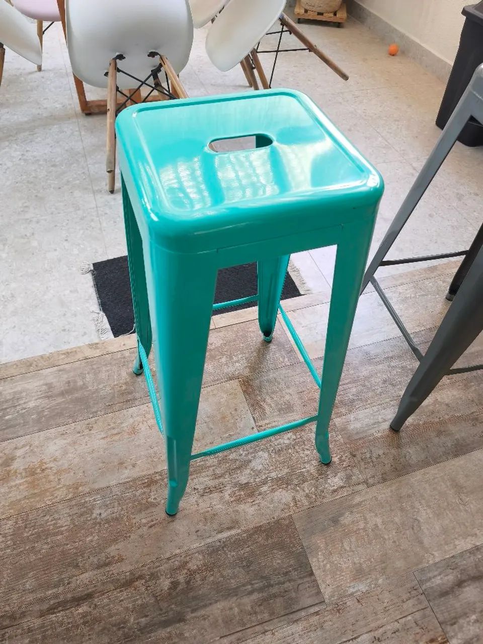 Vendo banqueta alta - Foto 3