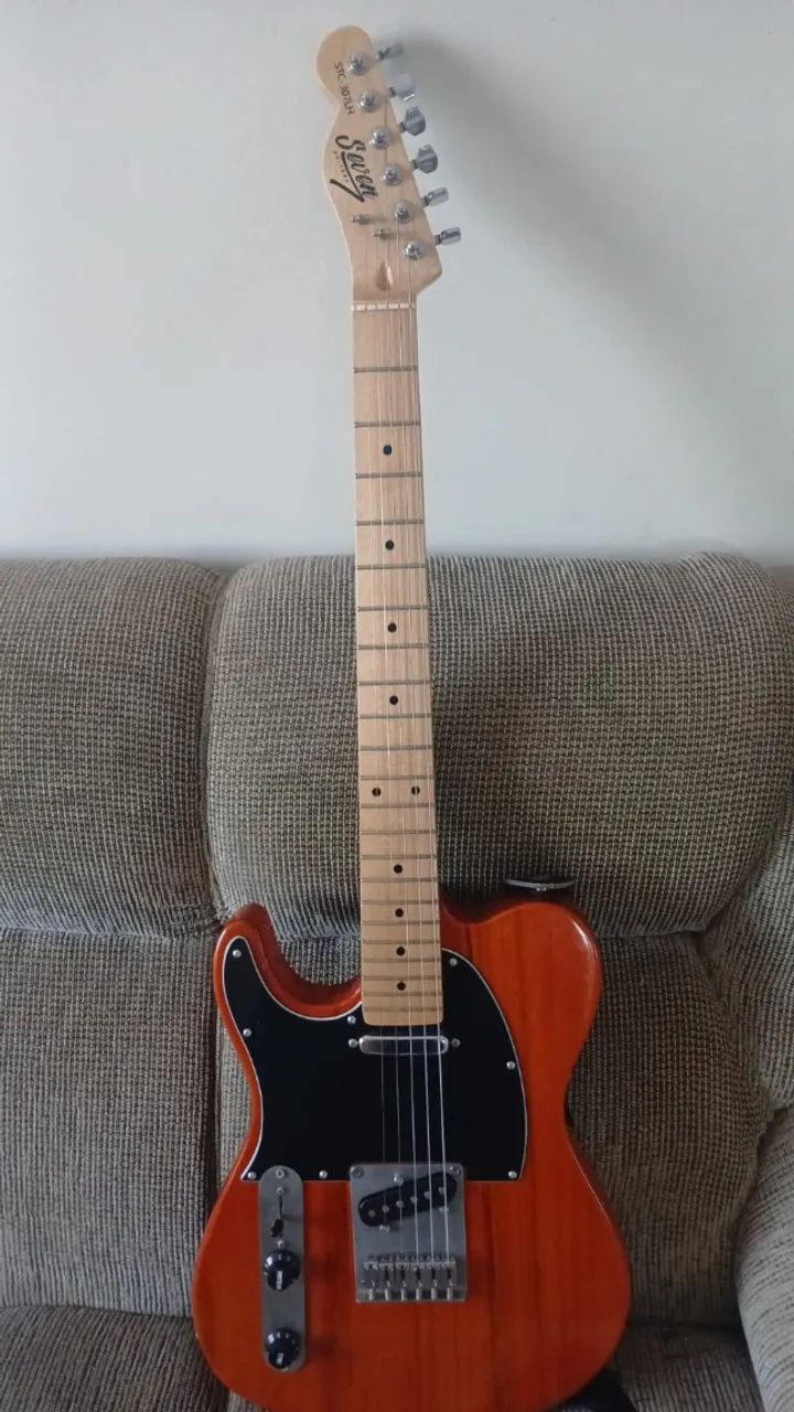 Guitarra Canhoto