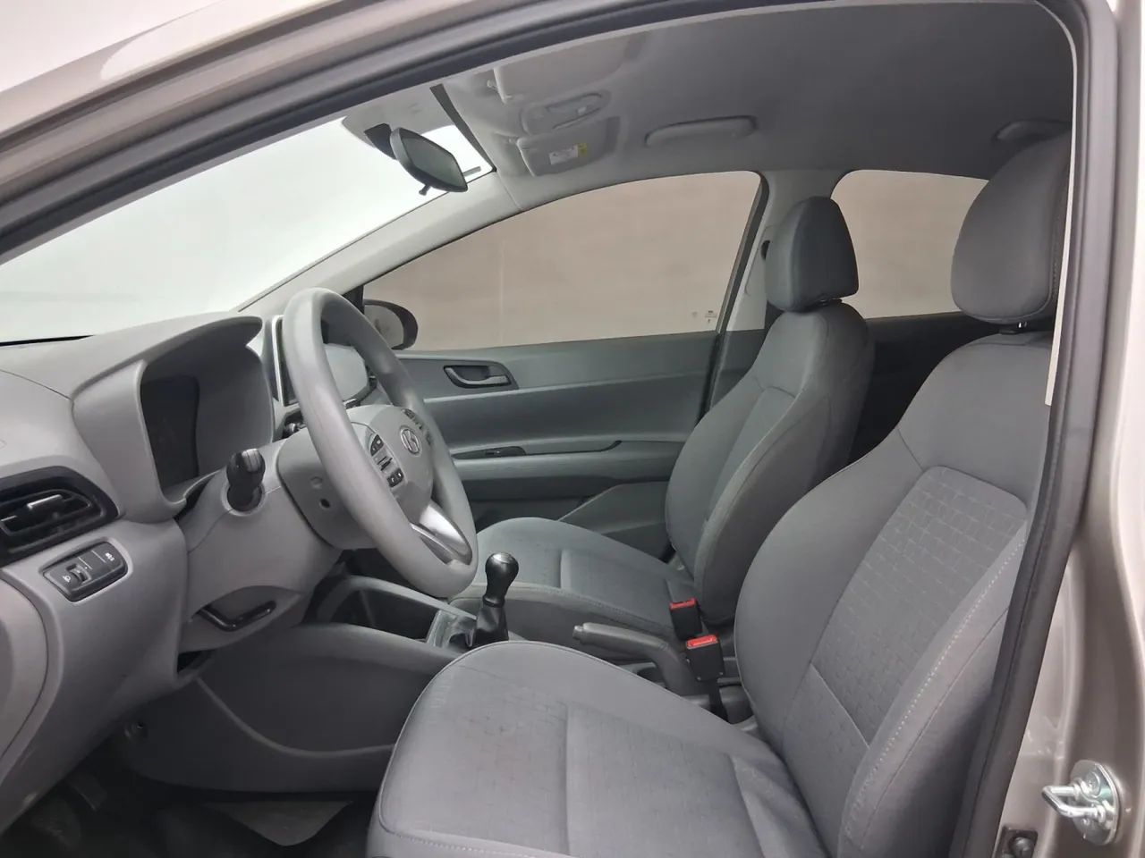 Hyundai HB20S Comfort Plus 1.0 TB Flex 12V Mec., foto 16 de 18