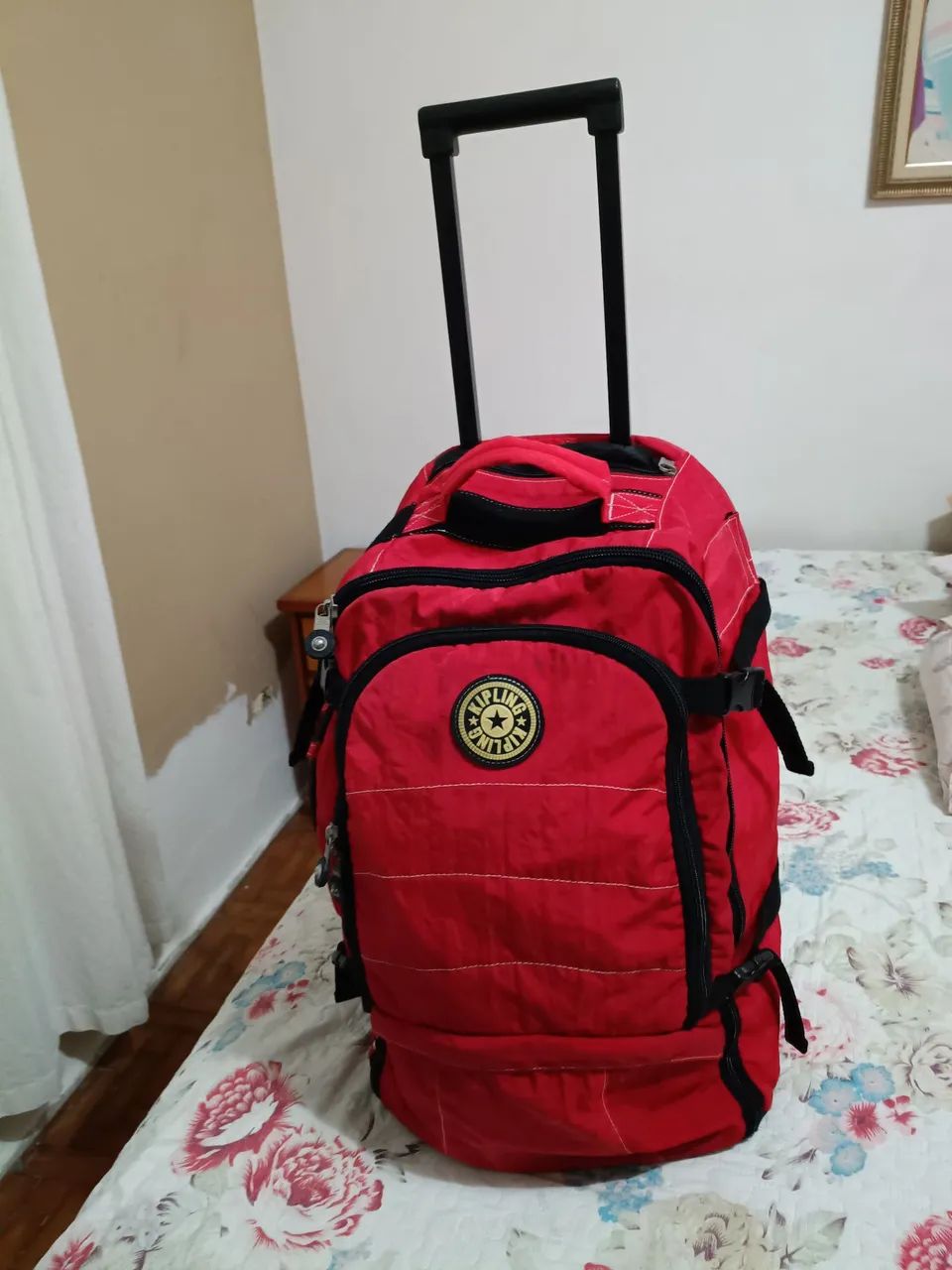Mochila de Rodinha Kipling  - Foto 4