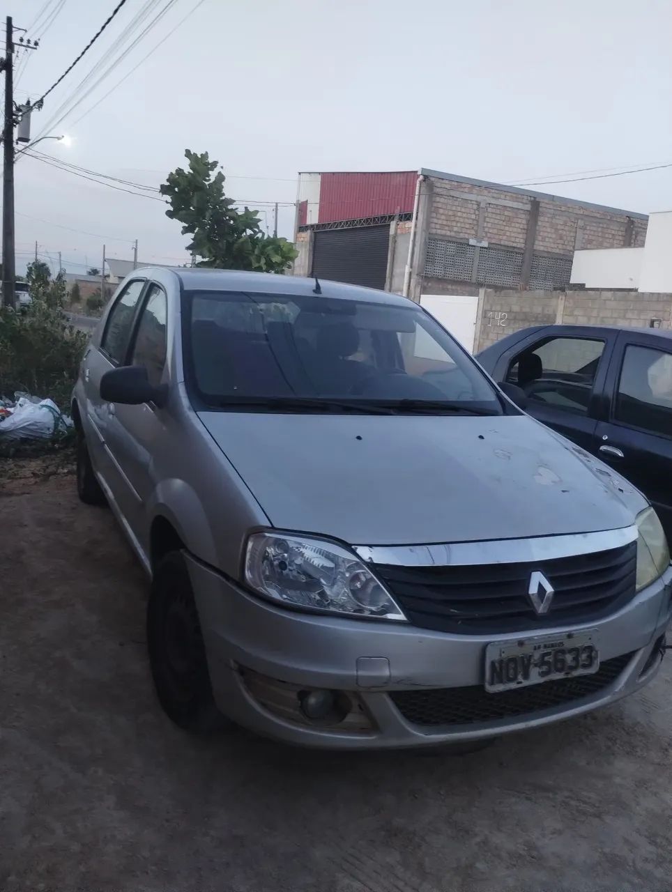 Renault Logan Expres./exp. UP Hi-flex 1.0 16V 4P 2011 - Foto 2