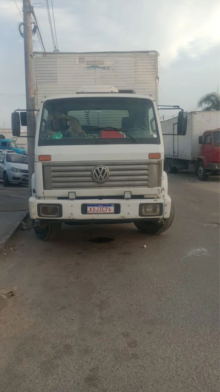 Vende-se caminhão 99