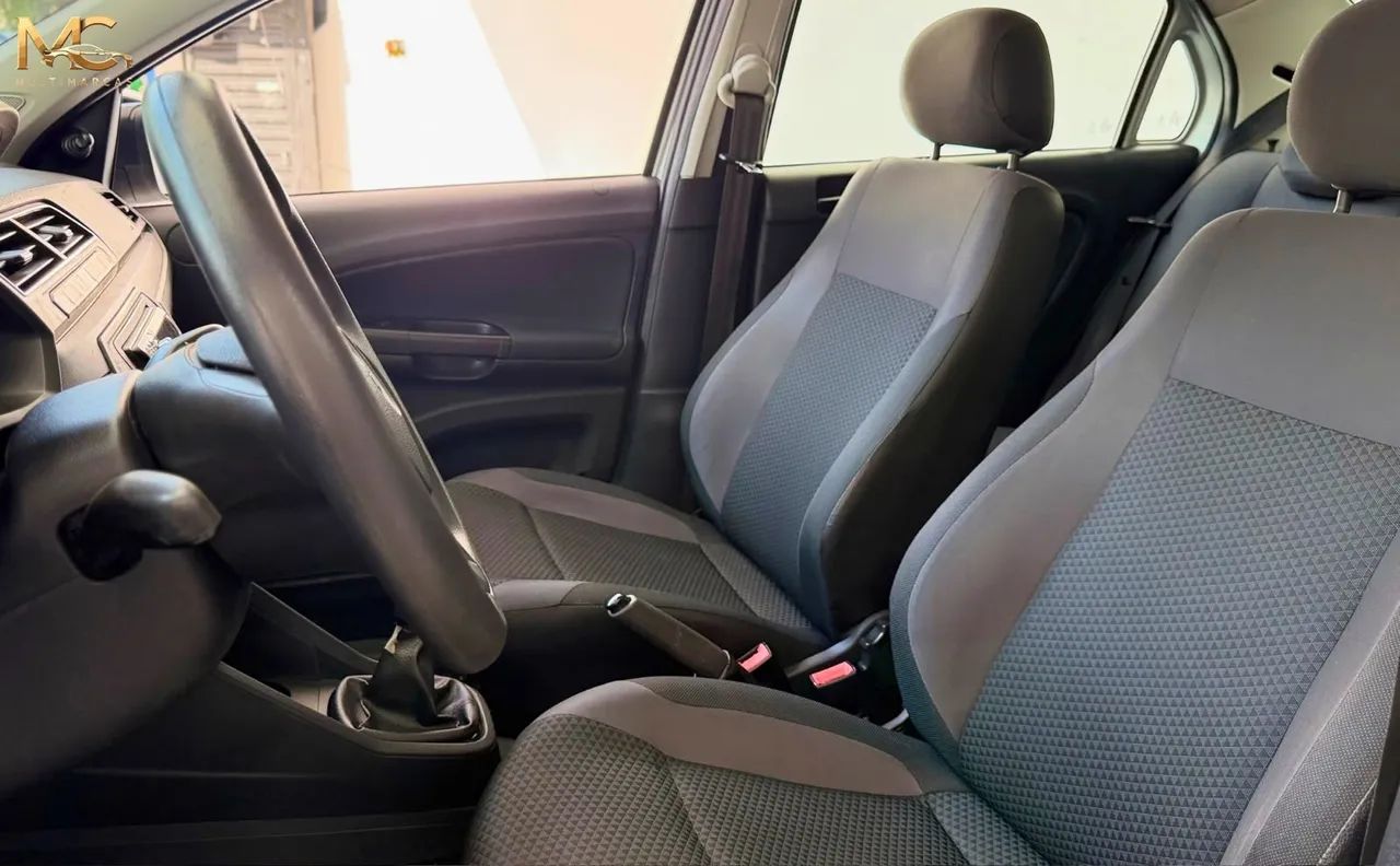 Volkswagen Voyage 1.0 Flex 12V 4p, foto 15 de 20