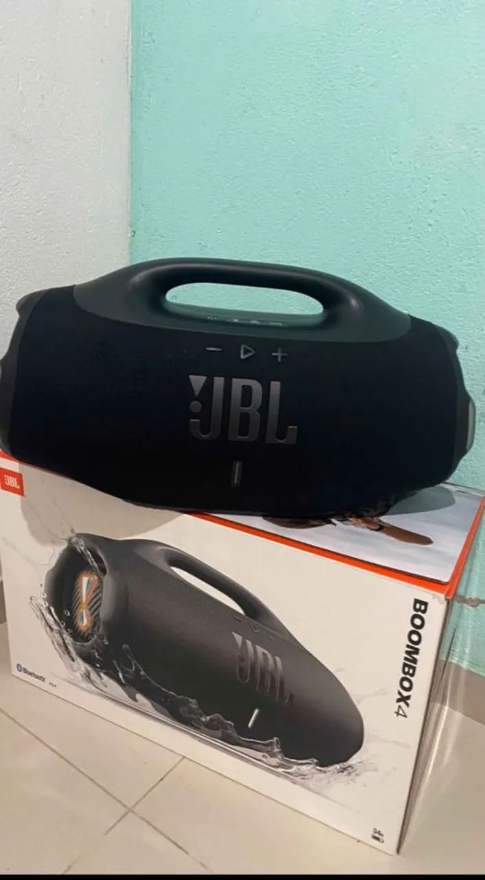 JBL Bombox 4