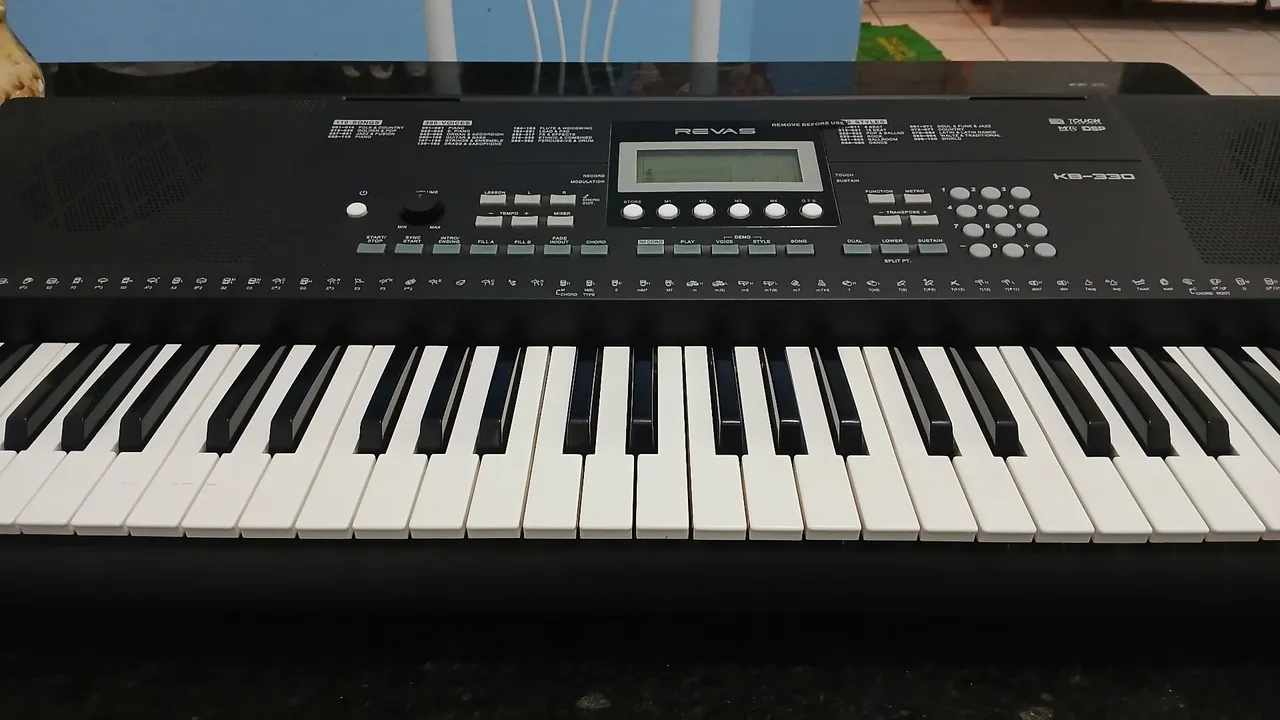 Compressor Universal Audio 1176 - Instrumentos musicais