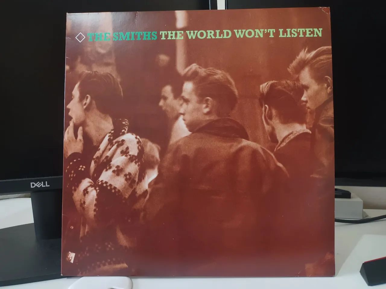 LP Vinil The Smiths - The World Won't Listen 