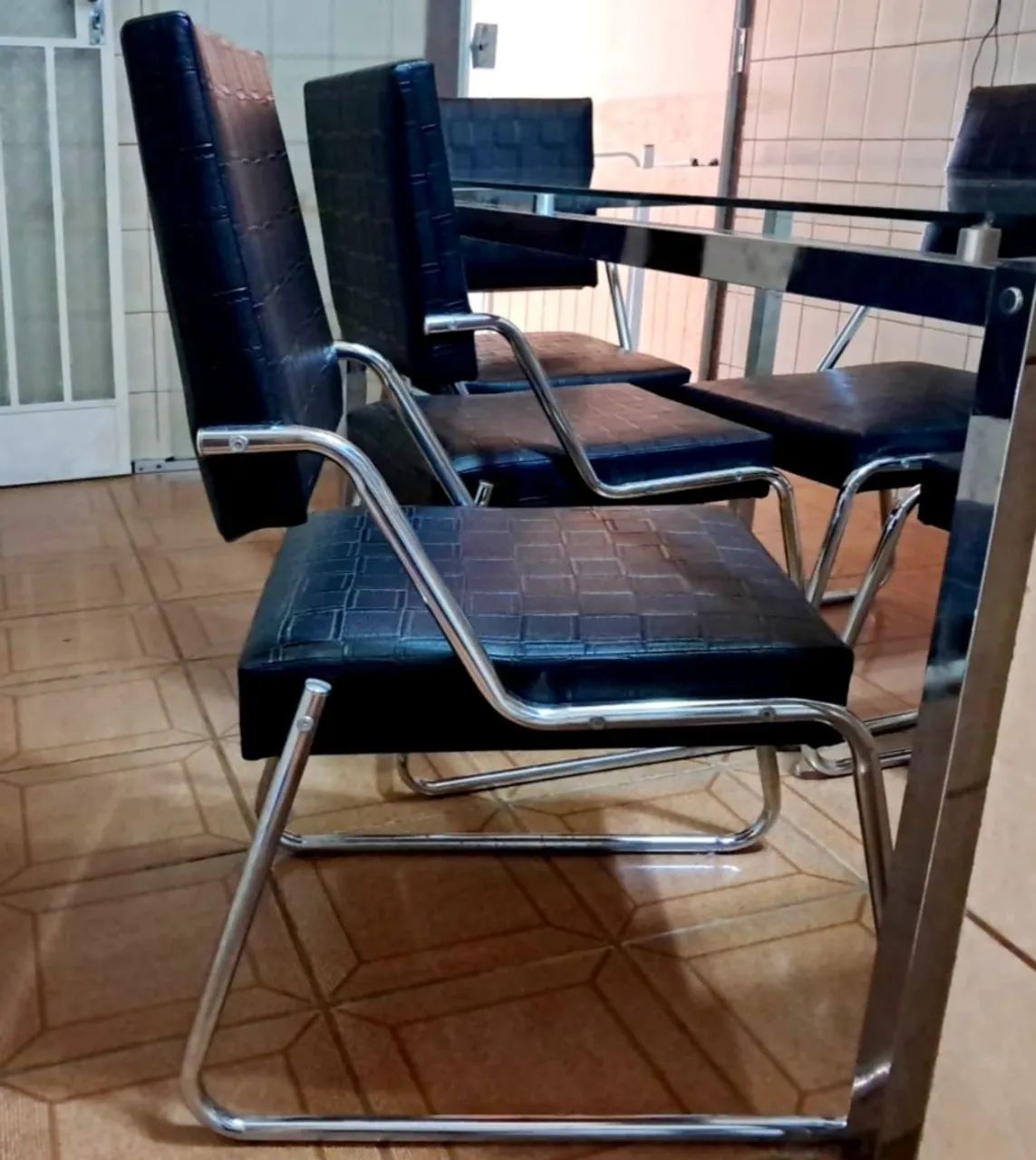 Conjunto mesa e cadeiras - Sala de jantar - Foto 2