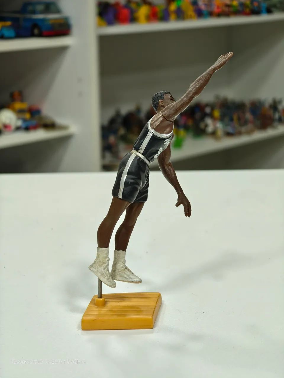 Boneco David Robinson NBA Spurs 1994 15cm - Foto 4