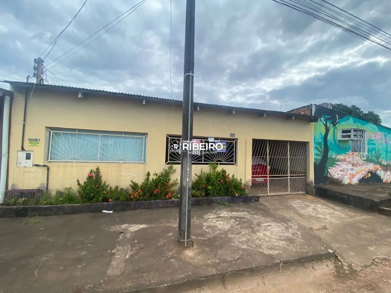 Rua das Camélias - Zona Sul - 320mil