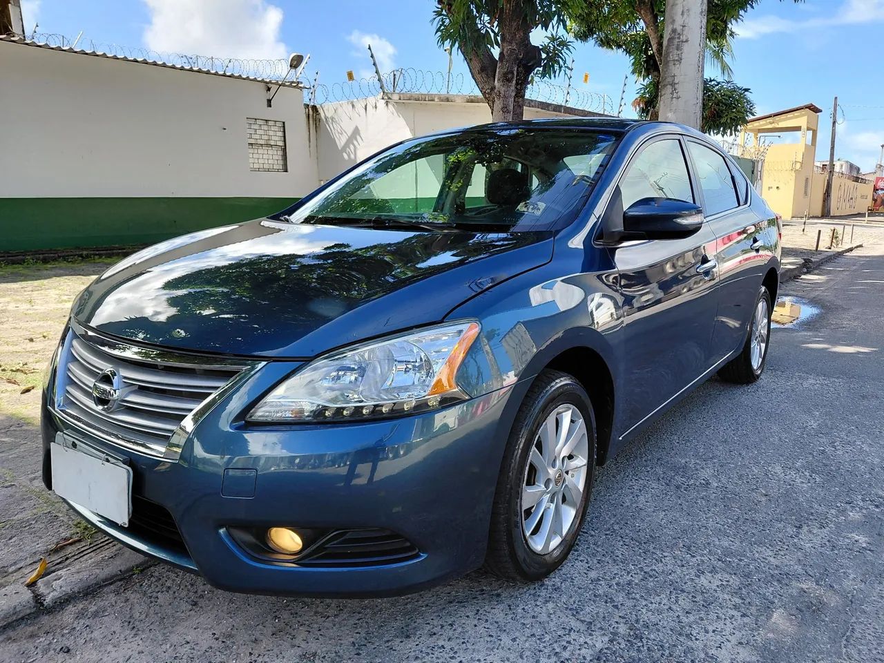 Nissan Sentra 2014