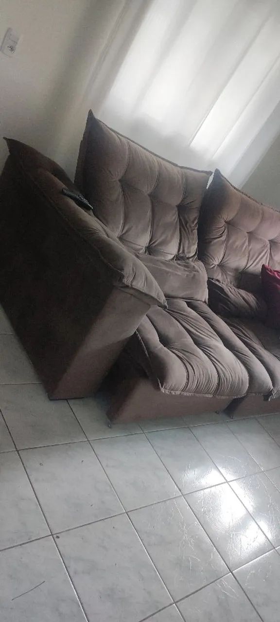 Vendo sofá retrátil ótimo estado !! 
