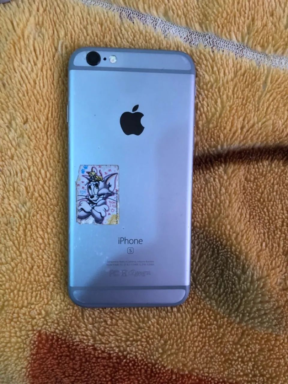 3 celulares por 200