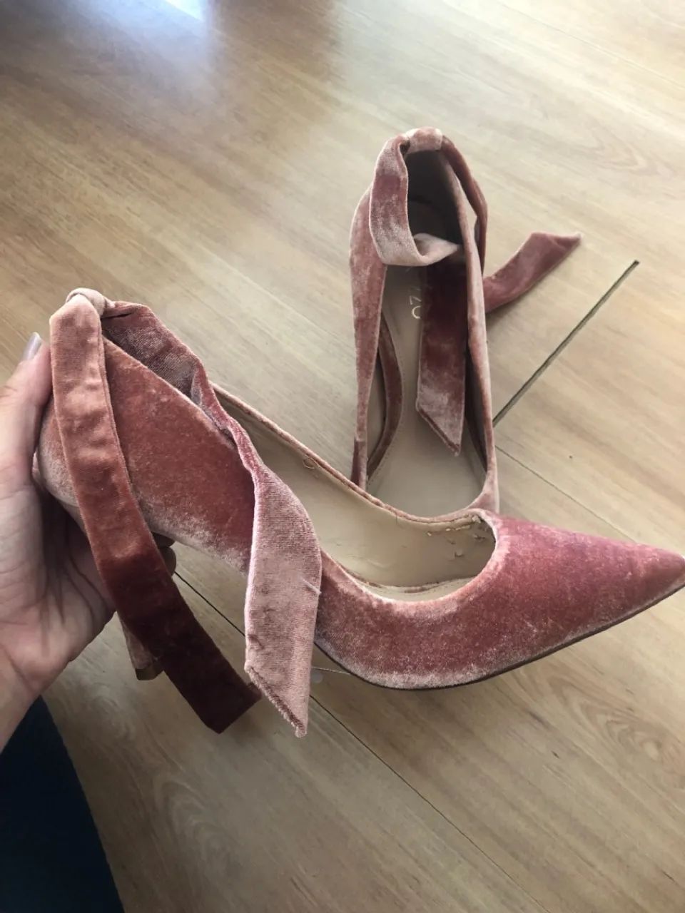 Scarpin rose Arezzo (numero 39)