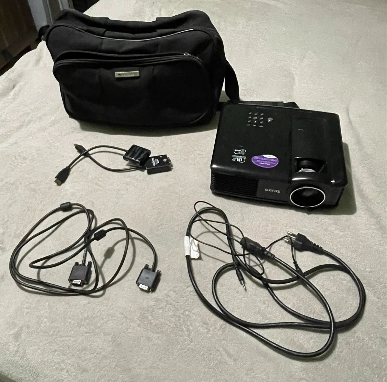 Projetor BenQ Multimídia (linha MP515)