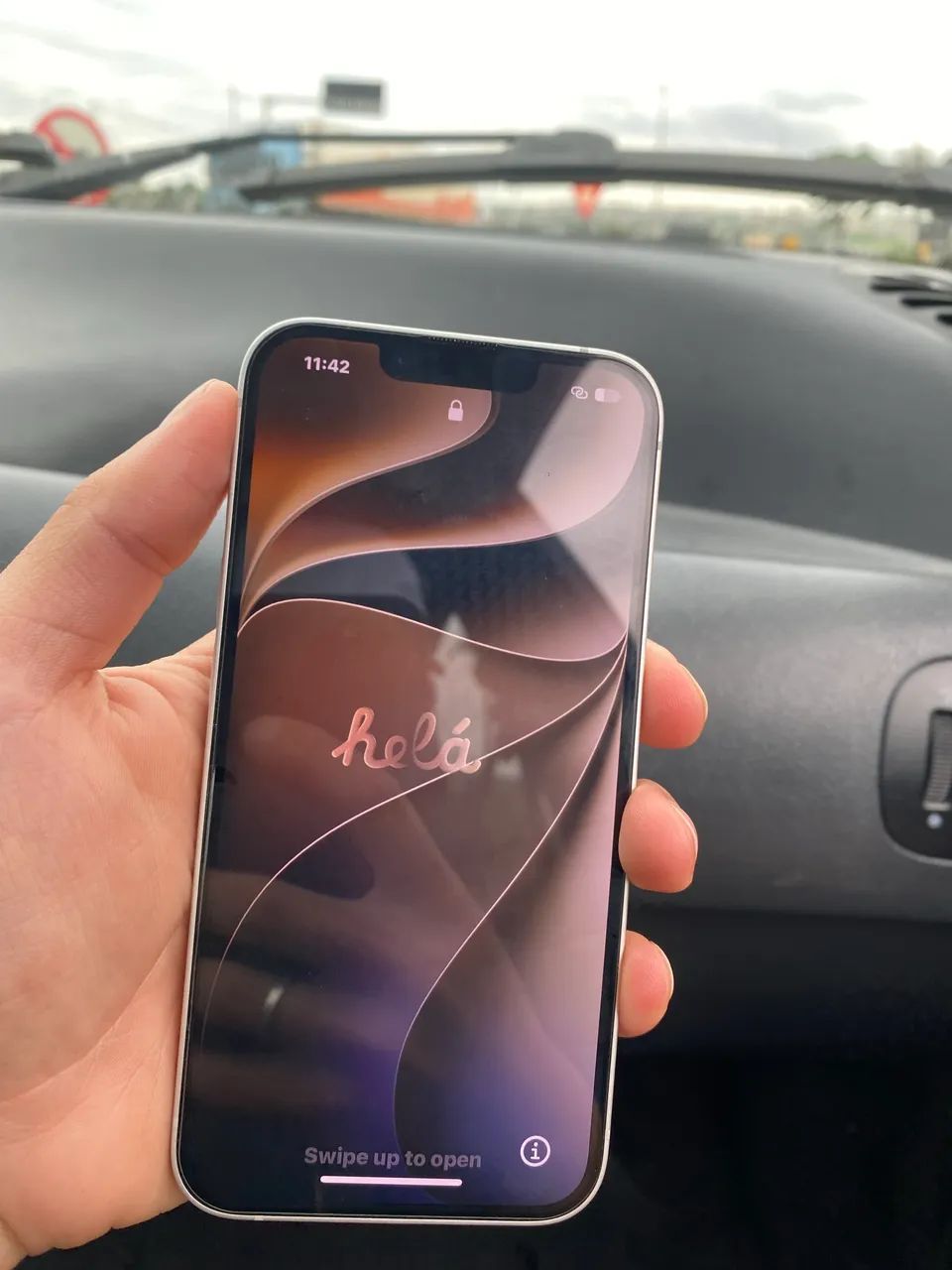 iPhone 16e  - Foto 3