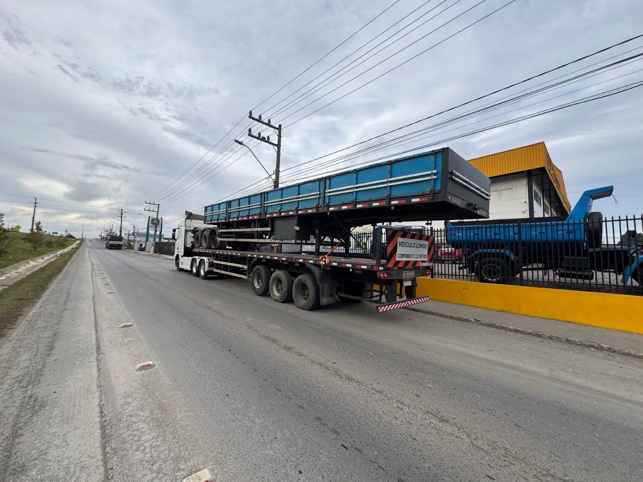 Bitrenzao 6 eixos porta Container c seca - Foto 2