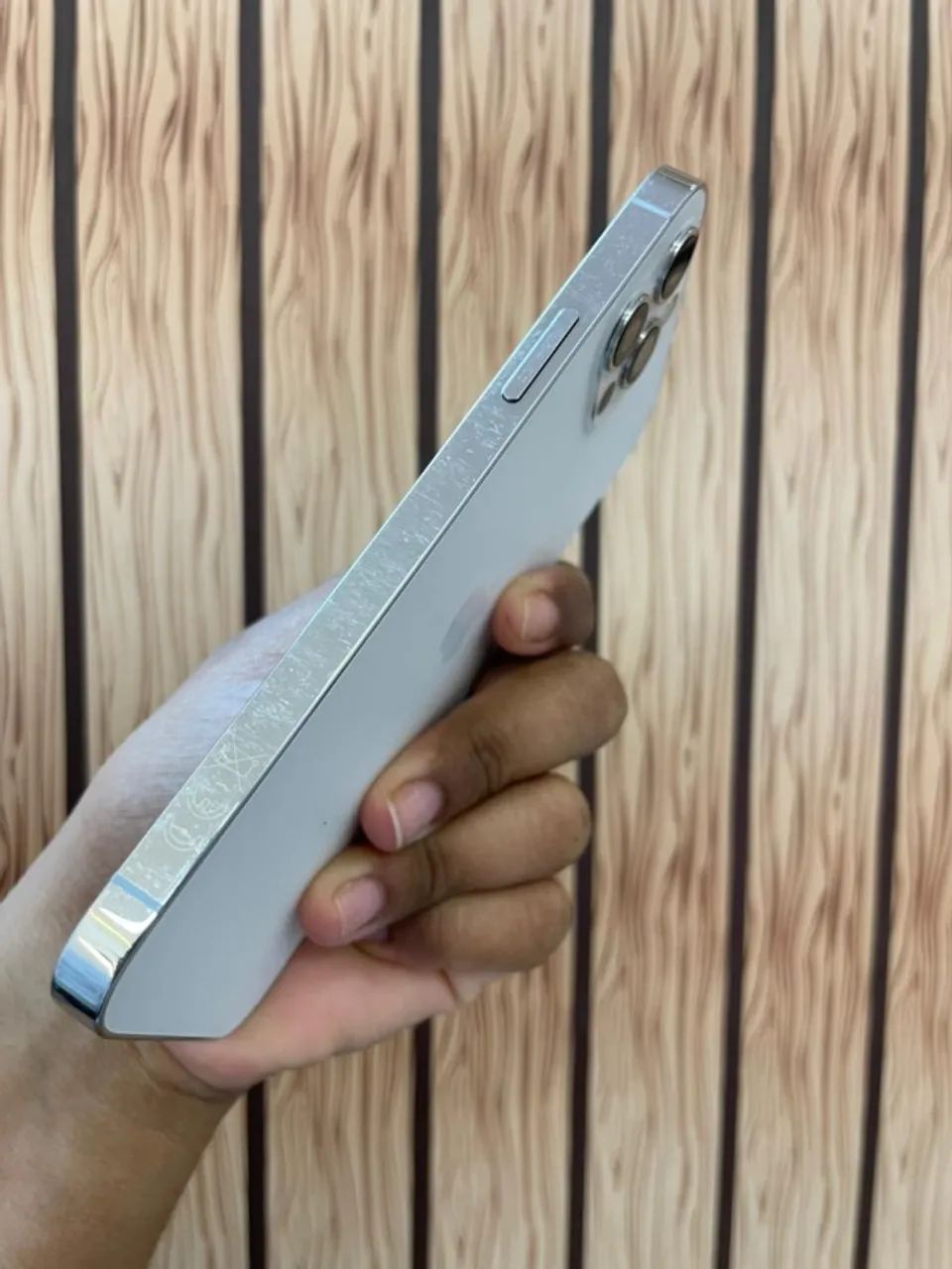 iPhone 12 Pro 128GB Silver - Seminovo - Garantia de 6 meses - loja