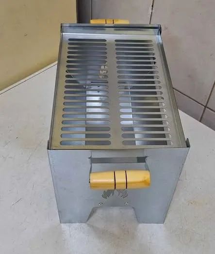 Churrasqueira de Metal com Grelha - Modelo Compacto - Foto 5