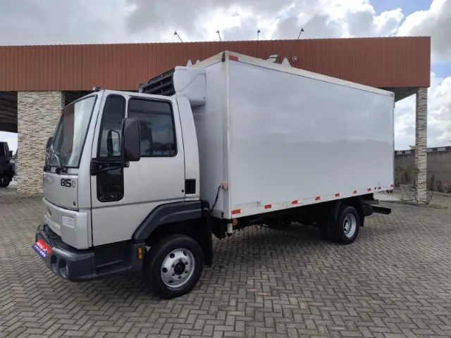 Ford cargo 815 E Ano 2009 - Único dono - Foto 2