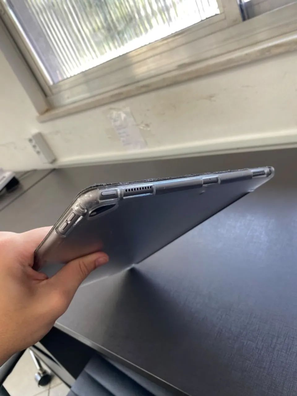 iPad Pro 12.9 2ª Geração 256GB Wi-Fi + 2 Capas  - Foto 5