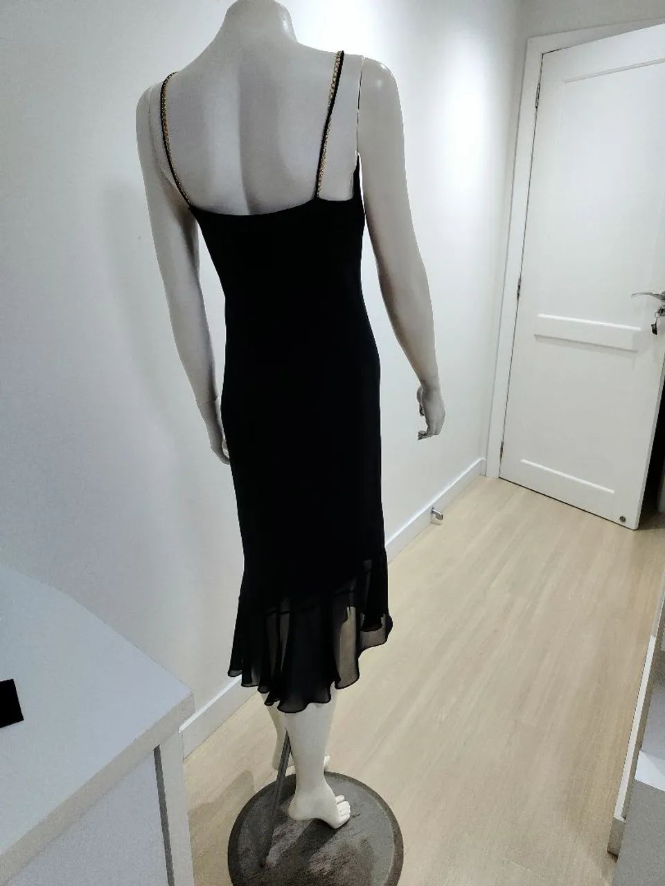 Vestido MIDI preto  - Foto 2