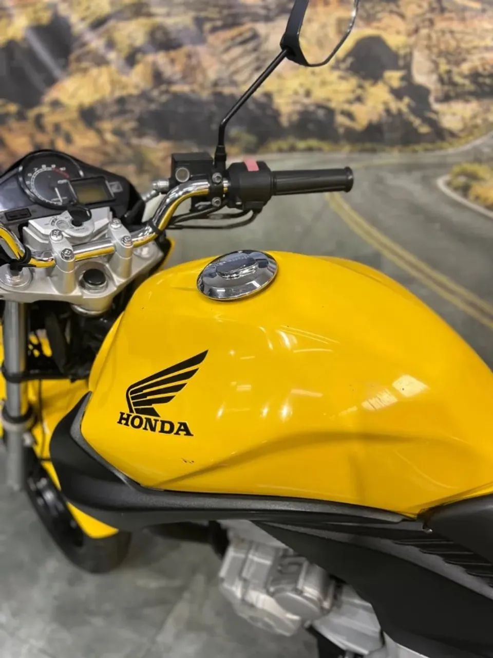  Cb 300 R