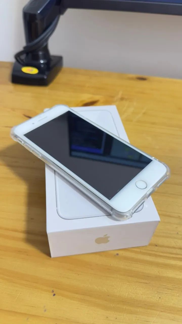 iPhone 8 Plus - 64GB - Muito Conservado - Bateria 87% - Nota