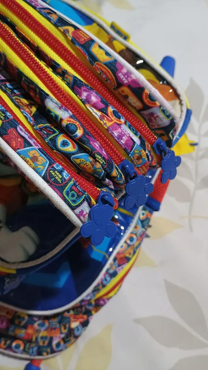 Kit completo de bolsa escolar/ semi-novo  - Foto 5