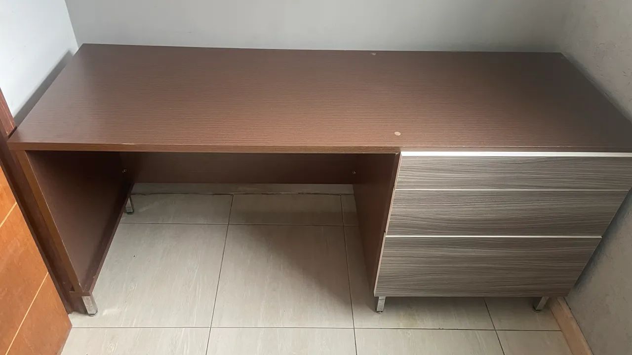 Mesa escritório MDF maciço  - Foto 3