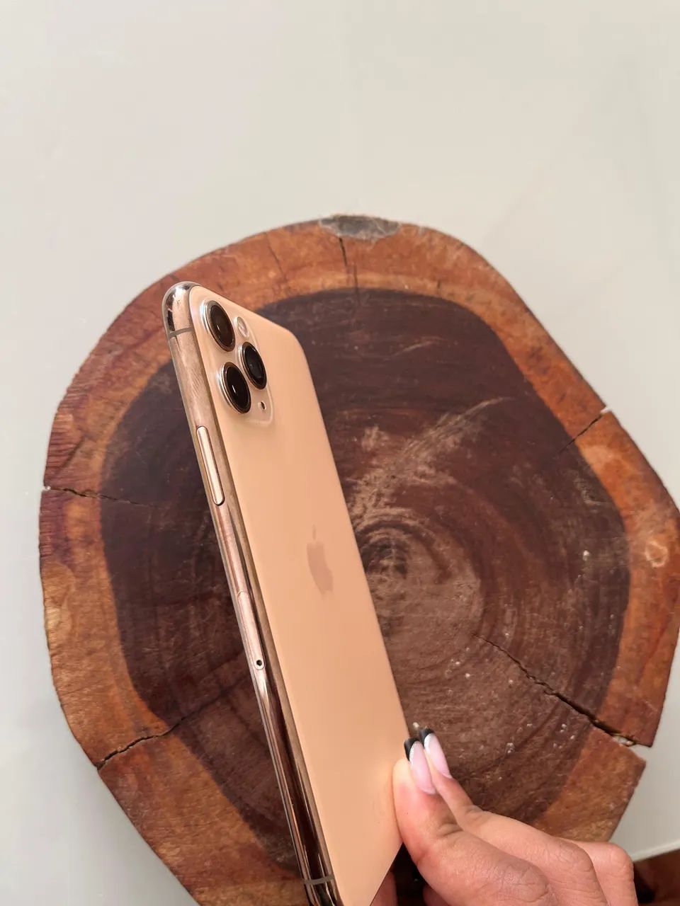iPhone 11pro　本体のみ　64GB iPhone 11 Pro 64gb Apple Space Gray, IOS