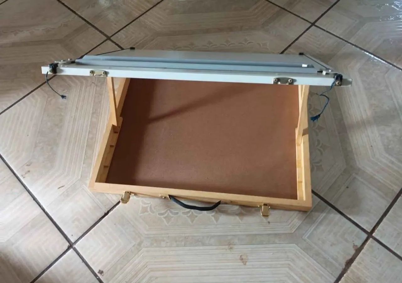 Prancheta Para Desenho A3 Trident Com Maleta Ref 5000 Usada - Foto 2