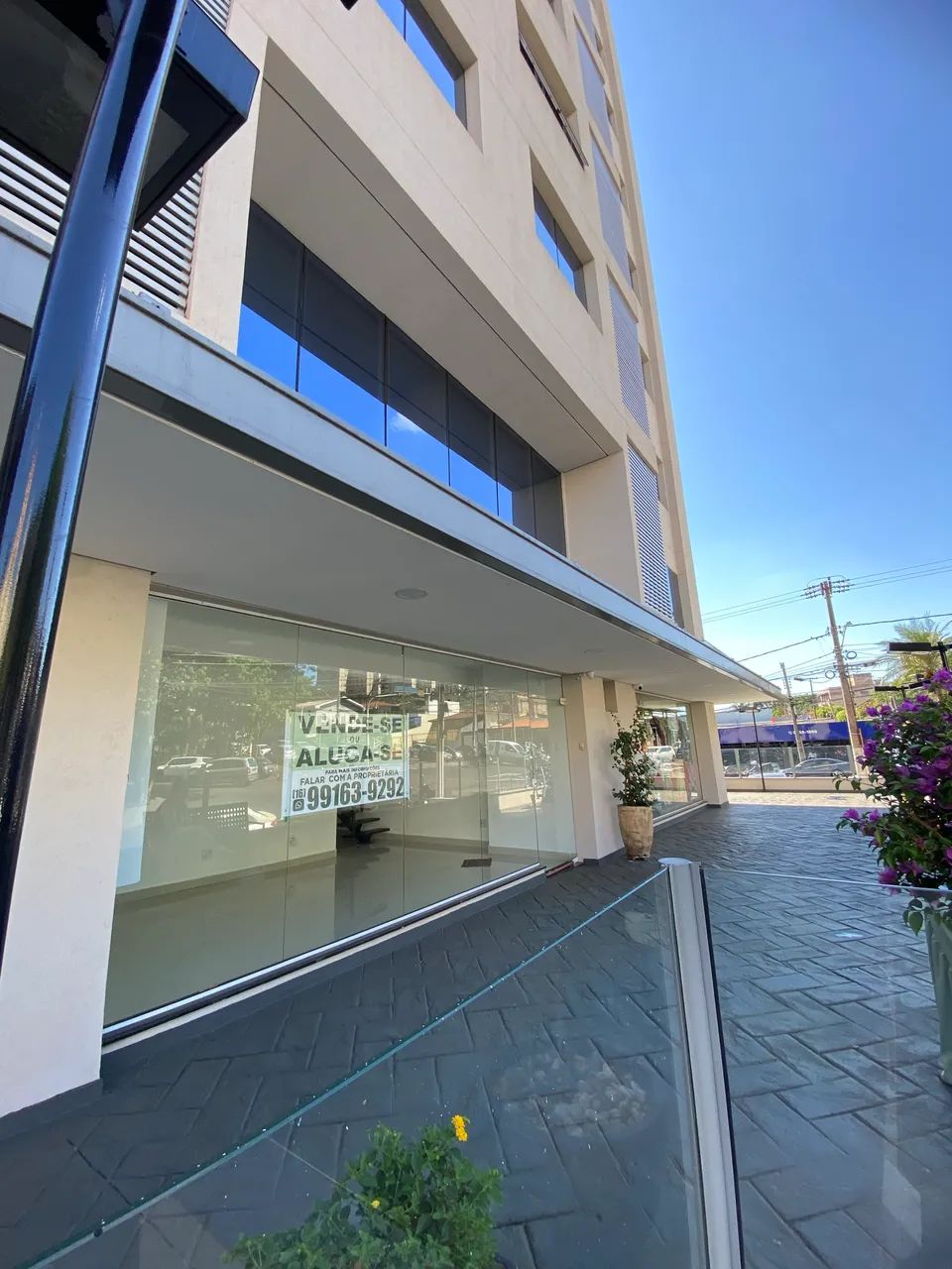 LOJA COM SALA COMERCIAL JD PAULISTA 